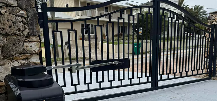 Swing Gate Opener with Keypad Eastpointe