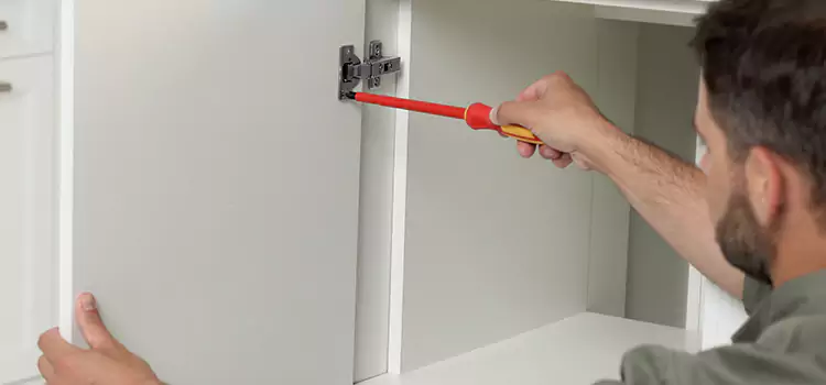 Screen Door Hinge Repair Eastpointe