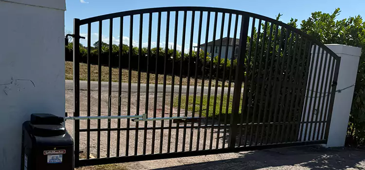Driveway Fence Repair Eastpointe